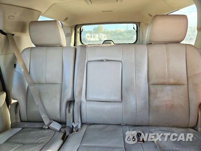 Zdjęcie 10 z 13 samochodu: 2013 CHEVROLET SUBURBAN K1500 LT VIN:1GNSKJE7XDR219913 - miniatura