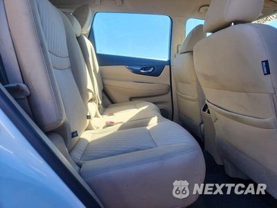 Zdjęcie 11 z 14 samochodu: 2017 NISSAN ROGUE S VIN:5N1AT2MVXHC799532 - miniatura