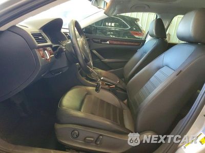 Zdjęcie 7 z 12 samochodu: 2013 VOLKSWAGEN PASSAT SEL VIN:1VWCH7A33DC004570 - miniatura