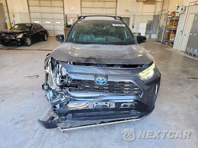 Piąte zdjęcie samochodu w środku: 2022 TOYOTA RAV4 XSE VIN:JTME6RFV6ND533482 - miniatura