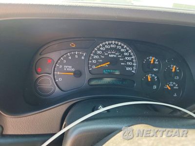Zdjęcie 9 z 14 samochodu: 2004 GMC YUKON VIN:1GKEC13Z74J299102 - miniatura
