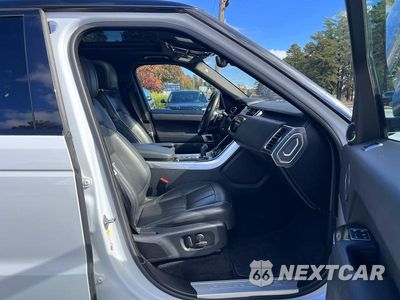 Piąte zdjęcie samochodu w środku: 2020 LAND ROVER RANGE ROVER SPORT P525 HSE VIN:SALWR2SE1LA710486 - miniatura