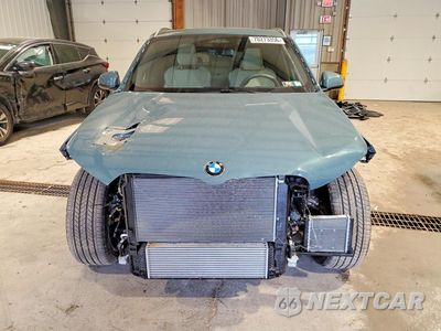 Piąte zdjęcie samochodu w środku: 2025 BMW X1 XDRIVE28I VIN:WBX73EF04S5300773 - miniatura