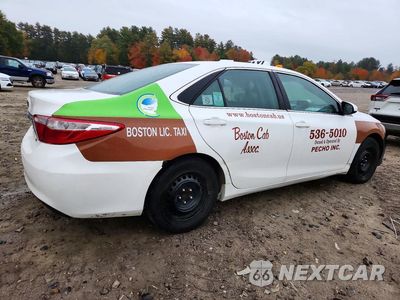 Trzecie zdjęcie samochodu z tyłu: 2016 TOYOTA CAMRY HYBRID LE VIN:4T1BD1FK3GU179760 - miniatura