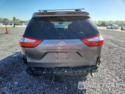 Zdjęcie 6 z 13 samochodu: 2016 TOYOTA SIENNA XLE 8-PASSENGER VIN:5TDYK3DC8GS695872 - miniatura