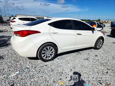 Trzecie zdjęcie samochodu z tyłu: 2011 HYUNDAI ELANTRA GLS VIN:5NPDH4AE3BH027856 - miniatura