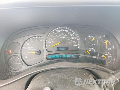 Zdjęcie 9 z 12 samochodu: 2005 GMC YUKON XL K1500 VIN:1GKFK16Z95J247233 - miniatura