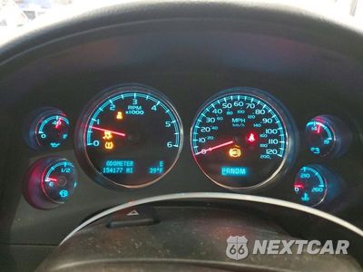 Zdjęcie 9 z 14 samochodu: 2014 CHEVROLET SUBURBAN K1500 LTZ VIN:1GNSKKE76ER128953 - miniatura