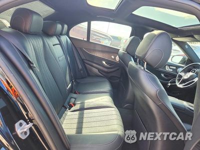 Zdjęcie 10 z 12 samochodu: 2021 MERCEDES-BENZ E 350 VIN:W1KZF8DB9MA913121 - miniatura