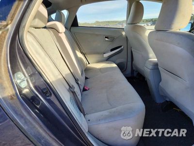 Zdjęcie 10 z 12 samochodu: 2015 TOYOTA PRIUS TWO VIN:JTDKN3DU6F0452438 - miniatura