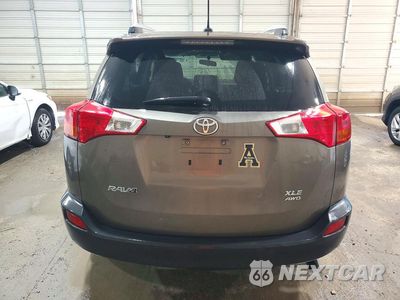 Zdjęcie 6 z 13 samochodu: 2015 TOYOTA RAV4 XLE VIN:JTMRFREVXFD142761 - miniatura