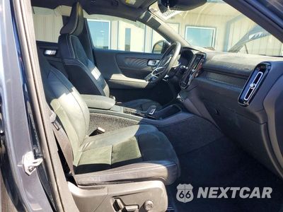 Zdjęcie 7 z 13 samochodu: 2022 VOLVO XC40 T5 R-DESIGN VIN:YV4162UM4N2656691 - miniatura