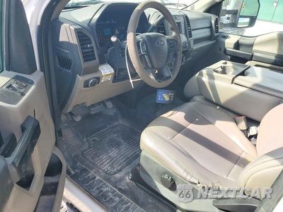 Zdjęcie 8 z 13 samochodu: 2019 FORD F550 SUPER DUTY UTILITY / SERVICE TRUCK VIN:1FDUF5GT0KEF71065 - miniatura
