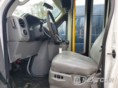 Zdjęcie 7 z 13 samochodu: 2017 FORD E350 SHUTTLE BUS VIN:1FDEE3FS3HDC22114 - miniatura