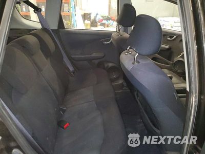 Zdjęcie 10 z 12 samochodu: 2011 HONDA FIT SPORT VIN:JHMGE8H67BC013125 - miniatura