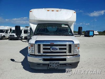 Piąte zdjęcie samochodu w środku: 2021 FORD E350 SHUTTLE BUS VIN:1FDEE3FN0MDC10801 - miniatura