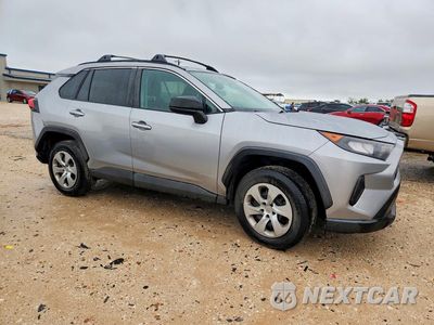 Czwarte zdjęcie samochodu z boku: 2019 TOYOTA RAV4 LE VIN:2T3H1RFV9KW056301 - miniatura