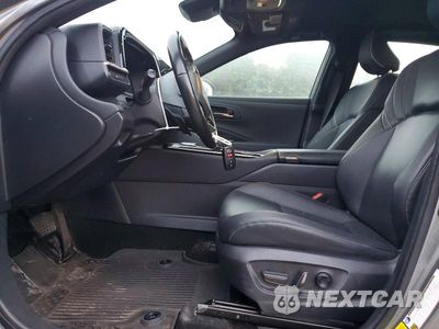 Zdjęcie 7 z 12 samochodu: 2024 TOYOTA CROWN PLATINUM VIN:JTDAFAAF8R3009469 - miniatura