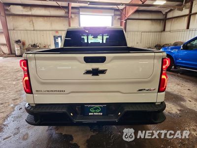 Zdjęcie 6 z 12 samochodu: 2024 CHEVROLET SILVERADO K1500 ZR2 VIN:3GCUDHEL0RG264416 - miniatura