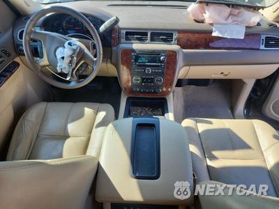 Zdjęcie 8 z 13 samochodu: 2013 CHEVROLET TAHOE C1500 LT VIN:1GNSCBE04DR165028 - miniatura