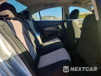 Zdjęcie 10 z 12 samochodu: 2011 CHEVROLET CRUZE LS VIN:1G1PC5SH9B7211979 - miniatura