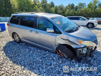 Czwarte zdjęcie samochodu z boku: 2011 TOYOTA SIENNA XLE 8-PASSENGER VIN:5TDYK3DC8BS109552 - miniatura