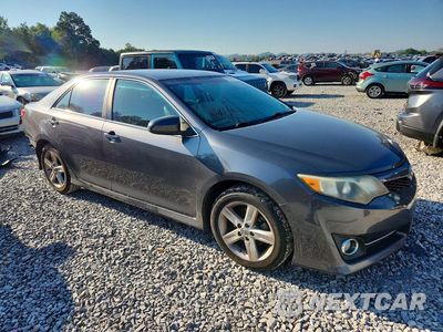 Czwarte zdjęcie samochodu z boku: 2014 TOYOTA CAMRY SE VIN:4T1BF1FK1EU331915 - miniatura