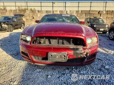 Piąte zdjęcie samochodu w środku: 2014 FORD MUSTANG VIN:1ZVBP8AM2E5258757 - miniatura