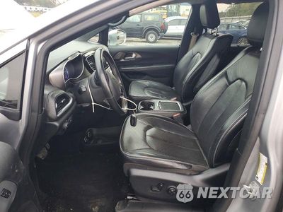 Zdjęcie 7 z 14 samochodu: 2018 CHRYSLER PACIFICA HYBRID LIMITED VIN:2C4RC1N76JR213116 - miniatura