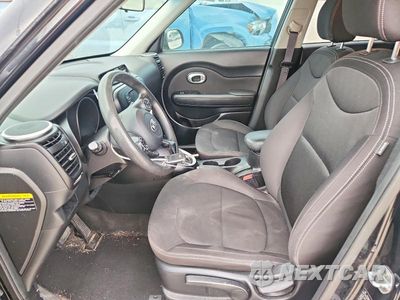 Zdjęcie 7 z 13 samochodu: 2016 KIA SOUL BASE VIN:KNDJN2A2XG7325144 - miniatura