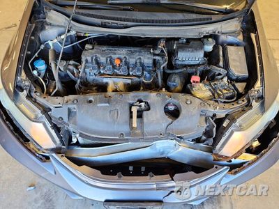 Zdjęcie 11 z 12 samochodu: 2015 HONDA CIVIC LX VIN:19XFB2F50FE121212 - miniatura