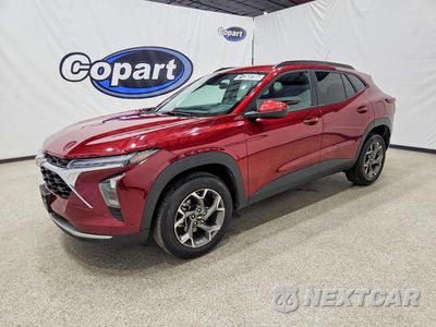 2025 CHEVROLET TRAX 1LT KL77LHEP6SC244048 - główne zdjęcie licytacji z USA - miniatura
