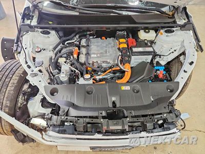 Zdjęcie 12 z 13 samochodu: 2026 TOYOTA BZ LIMITED VIN:JTMBDAFB9TA014439 - miniatura