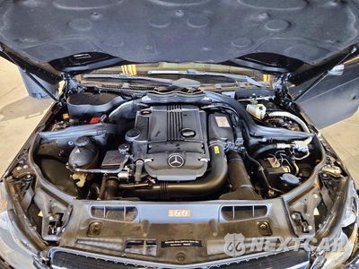 Zdjęcie 11 z 12 samochodu: 2015 MERCEDES-BENZ C 250 VIN:WDDGJ4HB8FG436044 - miniatura