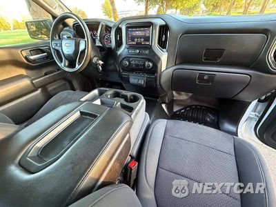 Zdjęcie 9 z 10 samochodu: 2020 CHEVROLET SILVERADO C1500 VIN:3GCNWAEH5LG233798 - miniatura
