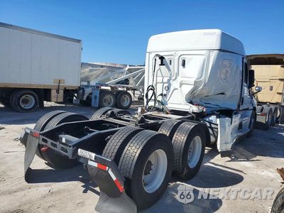 Trzecie zdjęcie samochodu z tyłu: 2024 FREIGHTLINER CASCADIA 126 TRUCK CAB AND CHASSIS VIN:3AKJHHDR6RSVH0755 - miniatura