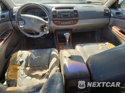 Zdjęcie 8 z 13 samochodu: 2003 TOYOTA CAMRY XLE V6 VIN:JTDBF30K730145406 - miniatura