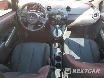 Zdjęcie 8 z 12 samochodu: 2013 MAZDA MAZDA2 VIN:JM1DE1KY8D0161620 - miniatura