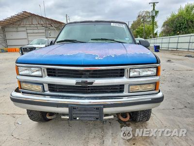 Piąte zdjęcie samochodu w środku: 1995 CHEVROLET TAHOE K1500 VIN:3GNEK18K9SG108800 - miniatura