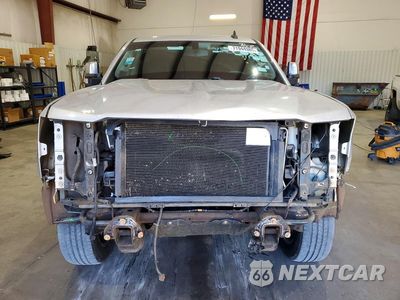 Piąte zdjęcie samochodu w środku: 2018 CHEVROLET SILVERADO C1500 LT VIN:3GCPCREC5JG362044 - miniatura