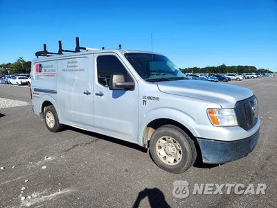 Czwarte zdjęcie samochodu z boku: 2016 NISSAN NV 2500 HD SV VIN:1N6BF0KY2GN801551 - miniatura