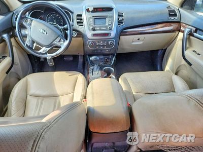 Zdjęcie 8 z 13 samochodu: 2015 KIA SORENTO EX VIN:5XYKUDA73FG614379 - miniatura