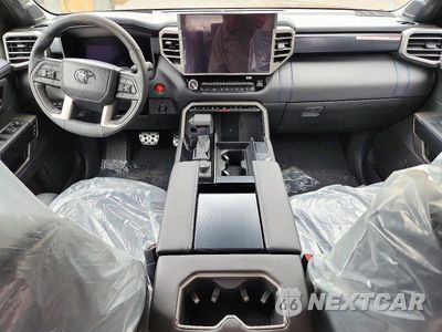Zdjęcie 8 z 13 samochodu: 2026 TOYOTA TUNDRA VIN:5TFWA5DB5TX394641 - miniatura
