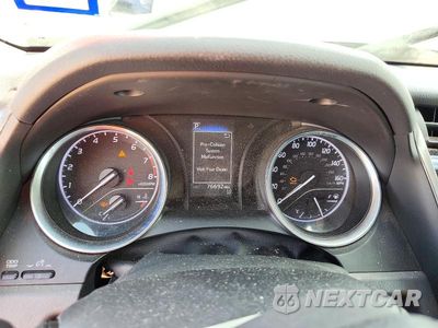 Zdjęcie 9 z 12 samochodu: 2019 TOYOTA CAMRY LE VIN:4T1B11HK5KU728681 - miniatura