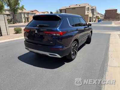 Czwarte zdjęcie samochodu z boku: 2023 MITSUBISHI OUTLANDER SEL VIN:JA4J3VA88PZ052831 - miniatura