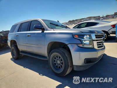 Czwarte zdjęcie samochodu z boku: 2019 CHEVROLET TAHOE C1500 LS VIN:1GNSCAKCXKR375221 - miniatura