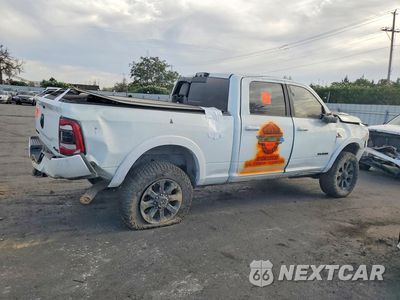 Trzecie zdjęcie samochodu z tyłu: 2024 RAM 2500 LARAMIE VIN:3C6UR5FLXRG160537 - miniatura