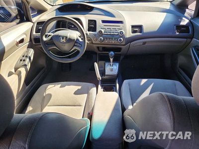 Zdjęcie 8 z 12 samochodu: 2008 HONDA CIVIC LX VIN:2HGFA16528H304715 - miniatura