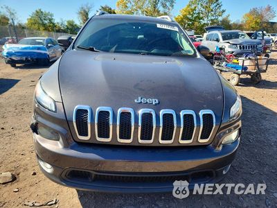 Piąte zdjęcie samochodu w środku: 2017 JEEP CHEROKEE LATITUDE VIN:1C4PJMCB2HW602388 - miniatura