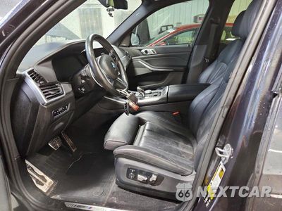 Zdjęcie 7 z 12 samochodu: 2020 BMW X5 M50I VIN:5UXJU4C04LLE46264 - miniatura